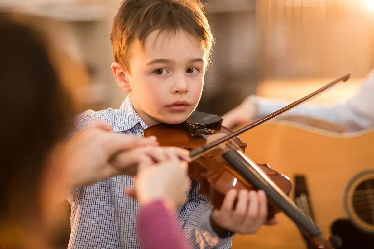 Best Age to Start Violin Lessons: Insights from San Diego Teachers