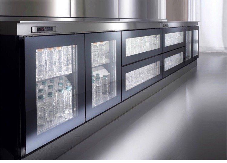 arredamento minimarket 11