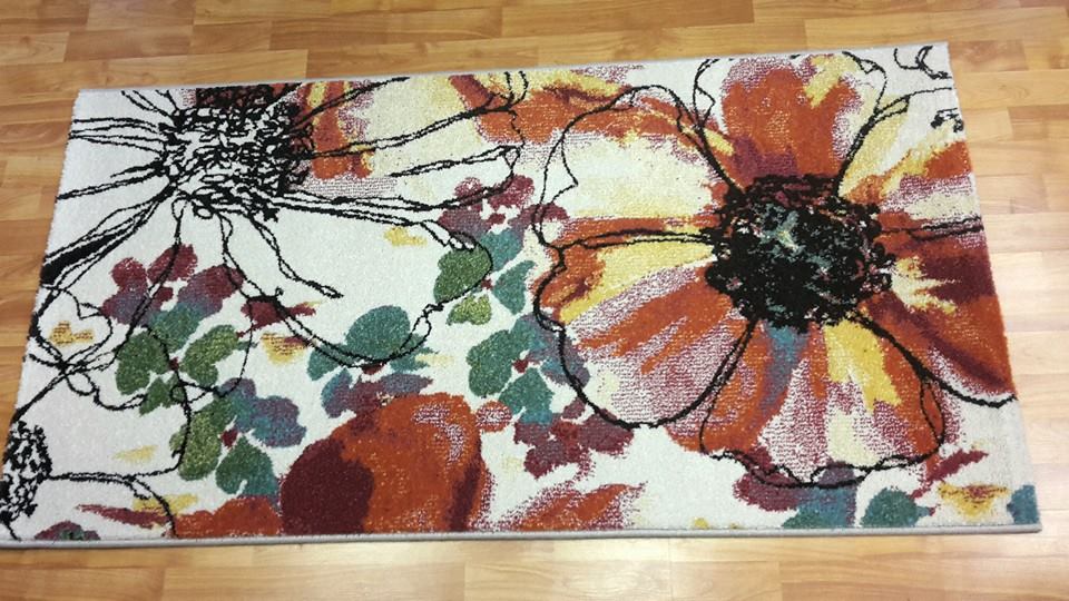 carta da pareti con decorazioni floreali