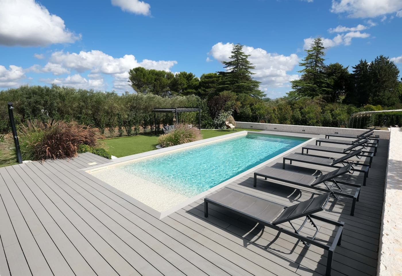 Decking piscina Decò