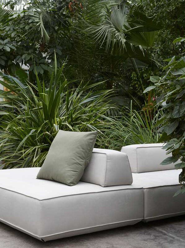 Divano da giardino