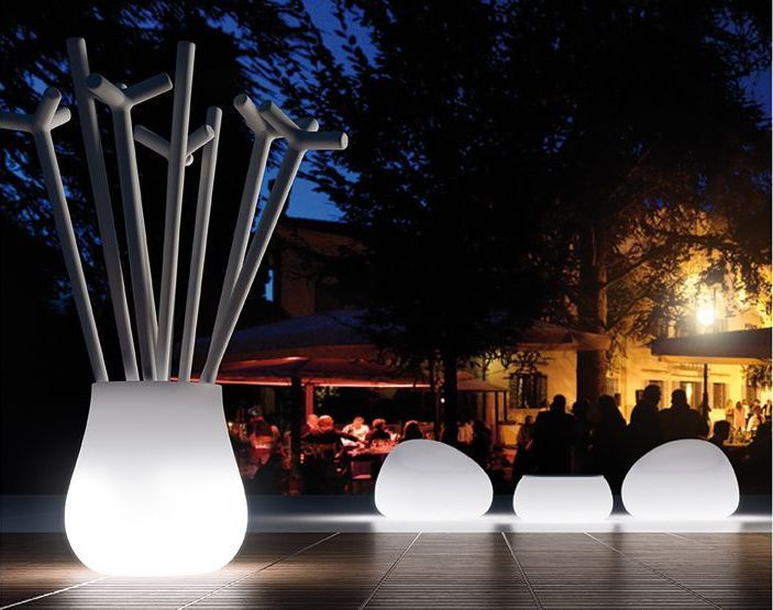 Plust illuminazione da esterni