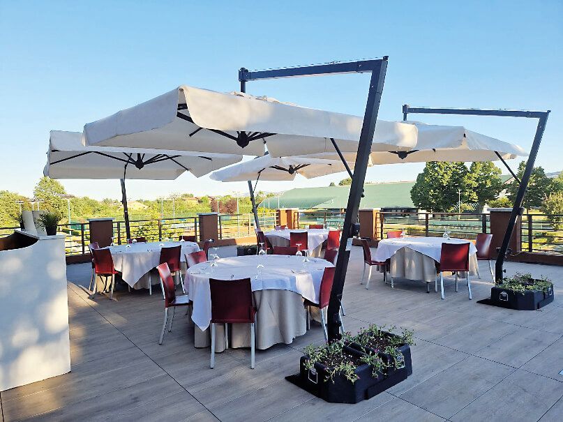 Ombrelloni Soclaro per esterno ristorante