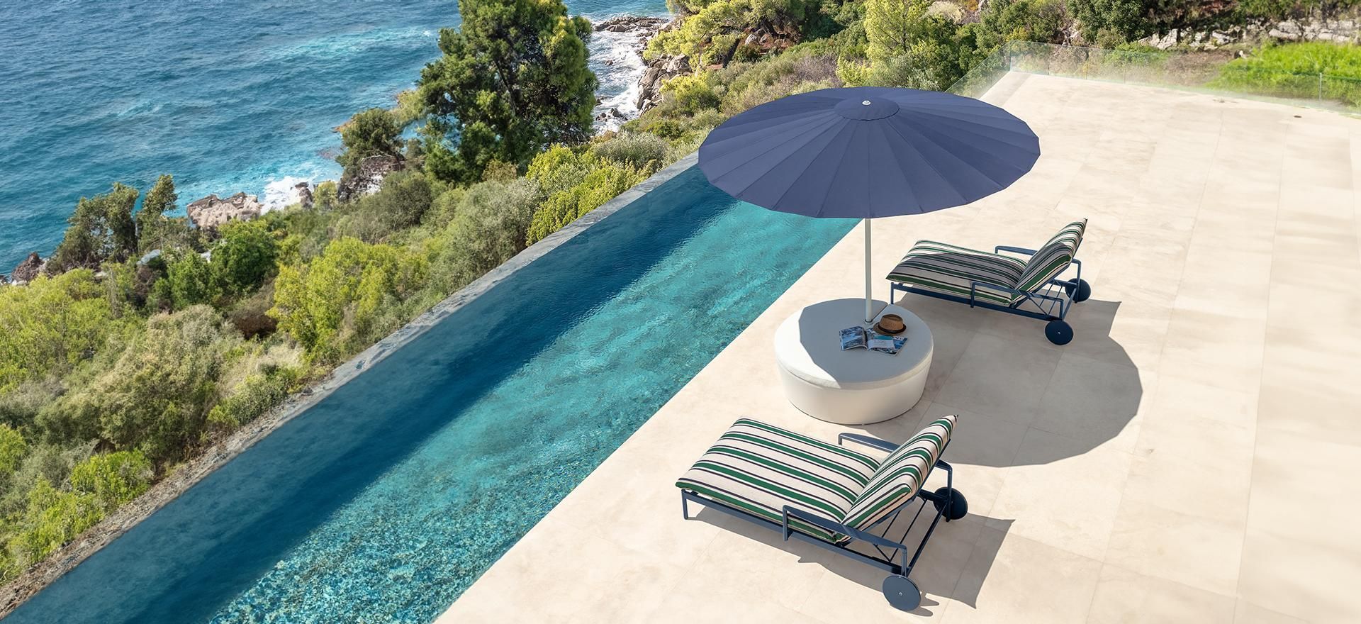 Arredi bordo piscina Talenti