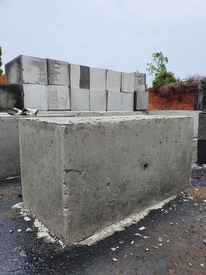 Plain Concrete Block — Landscape Supplies in Port Macquarie, NSW