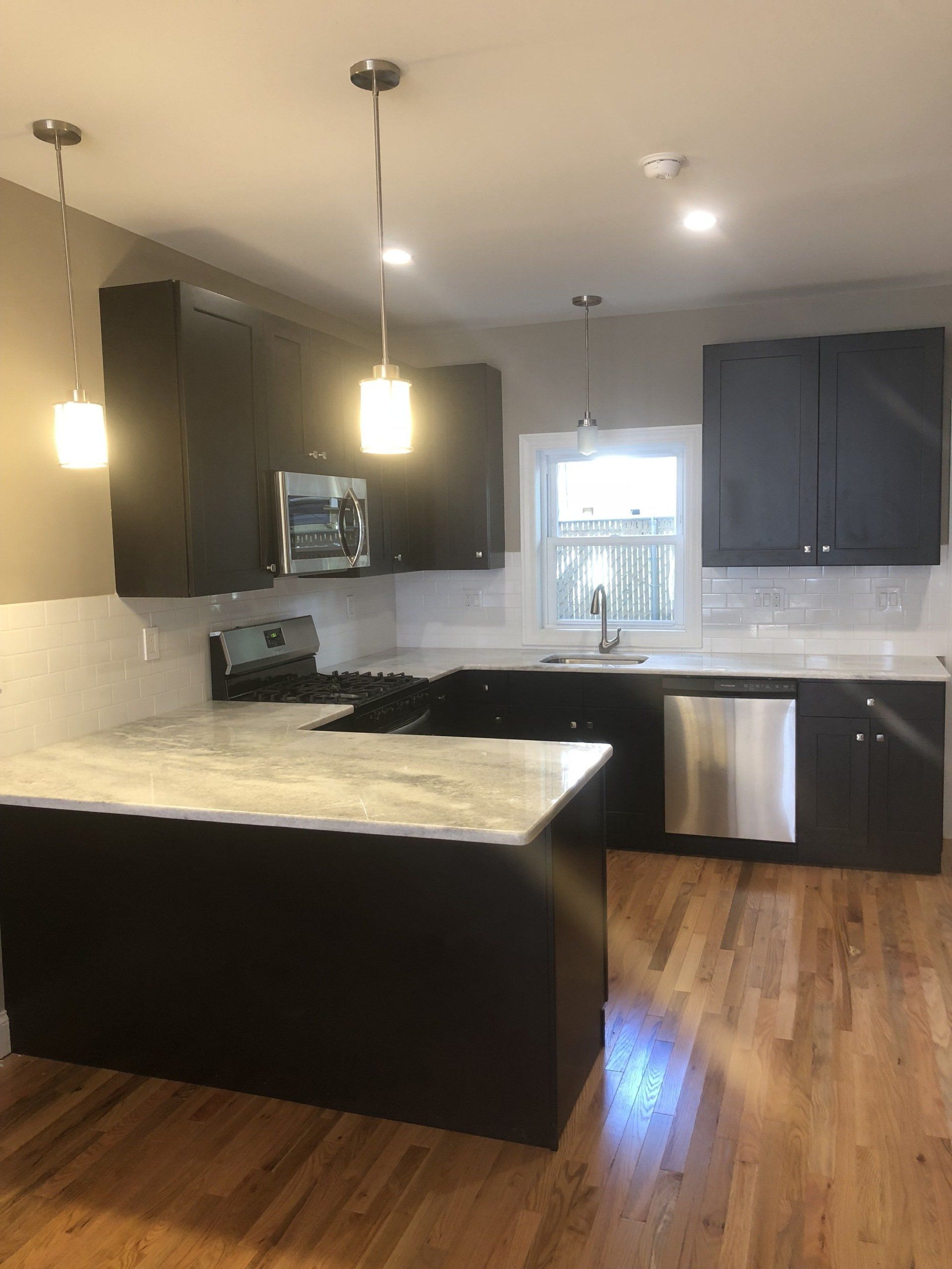 Kitchen Counter Top — Philadelphia, PA — Family & Friends Builders LLC