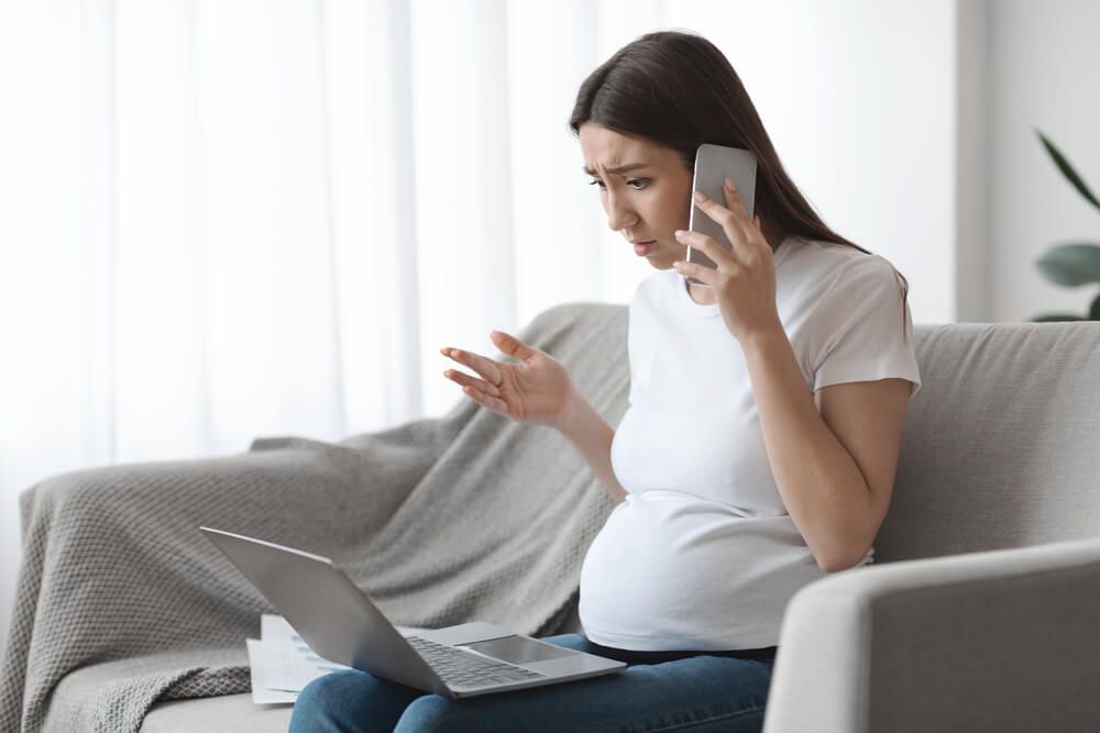 stressed pregnant women researching online