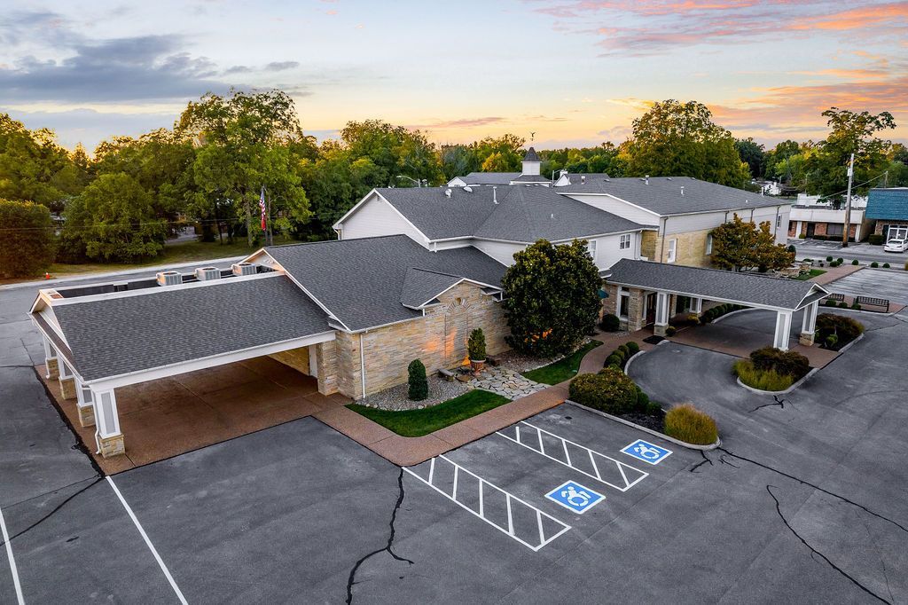 Several Photos of Cookeville Chapel of Hopper, Huddleston & Horner Funeral Home