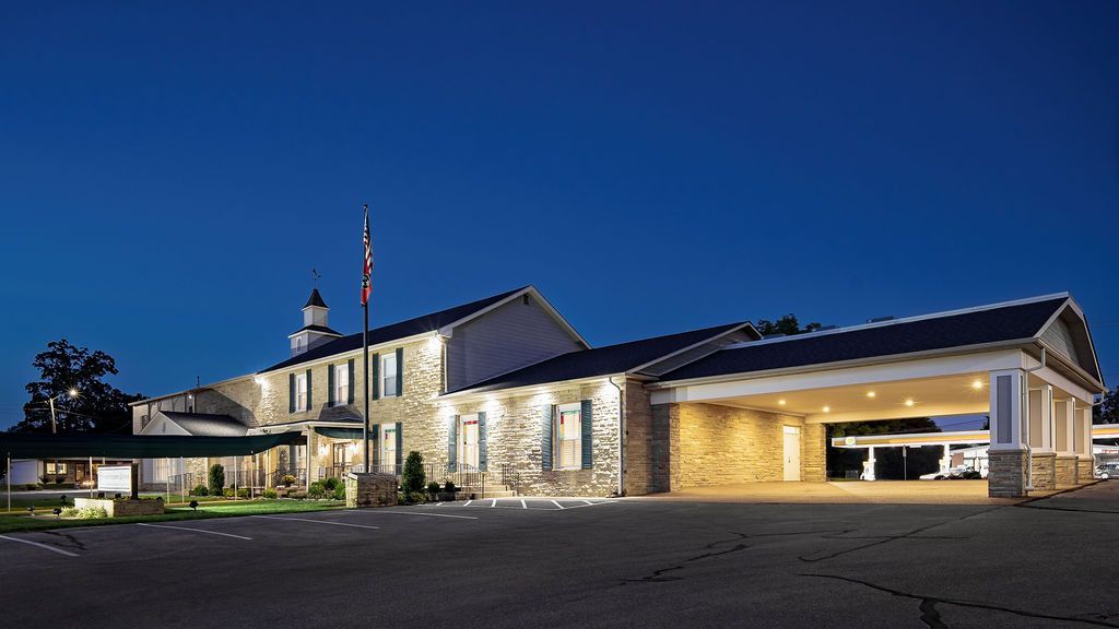 Several Photos of Cookeville Chapel of Hopper, Huddleston & Horner Funeral Home