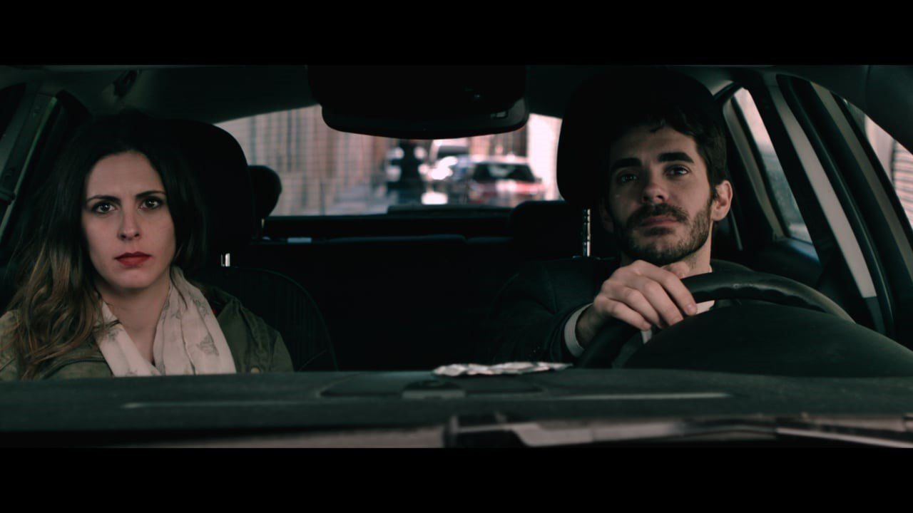 CALLE CORTADA UN CORTO DE JUAN CARLEVARIS. MAQUILLAJE Y PELUQUERIA. JUAN CABALLERO Y BÁRBARA SANTACRUZ