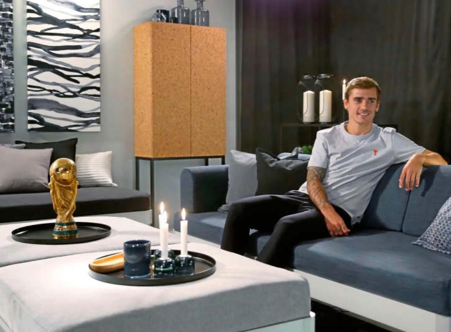 MAQUILLAJE Y PELUQUERÍA AL FUTBOLISTA ANTOINE GRIEZMANN. ENTREVISTA PARA EL SALON DE EL MUNDO - IKEA
