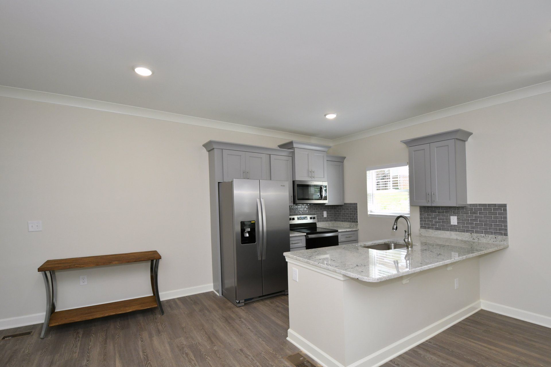 931 long drive interior