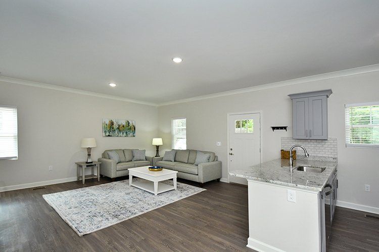 945 long drive living room