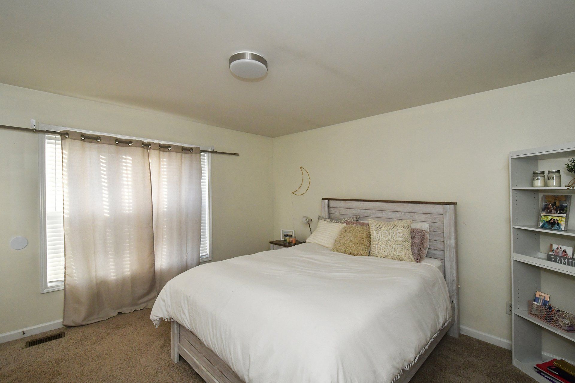 1025 long drive interior