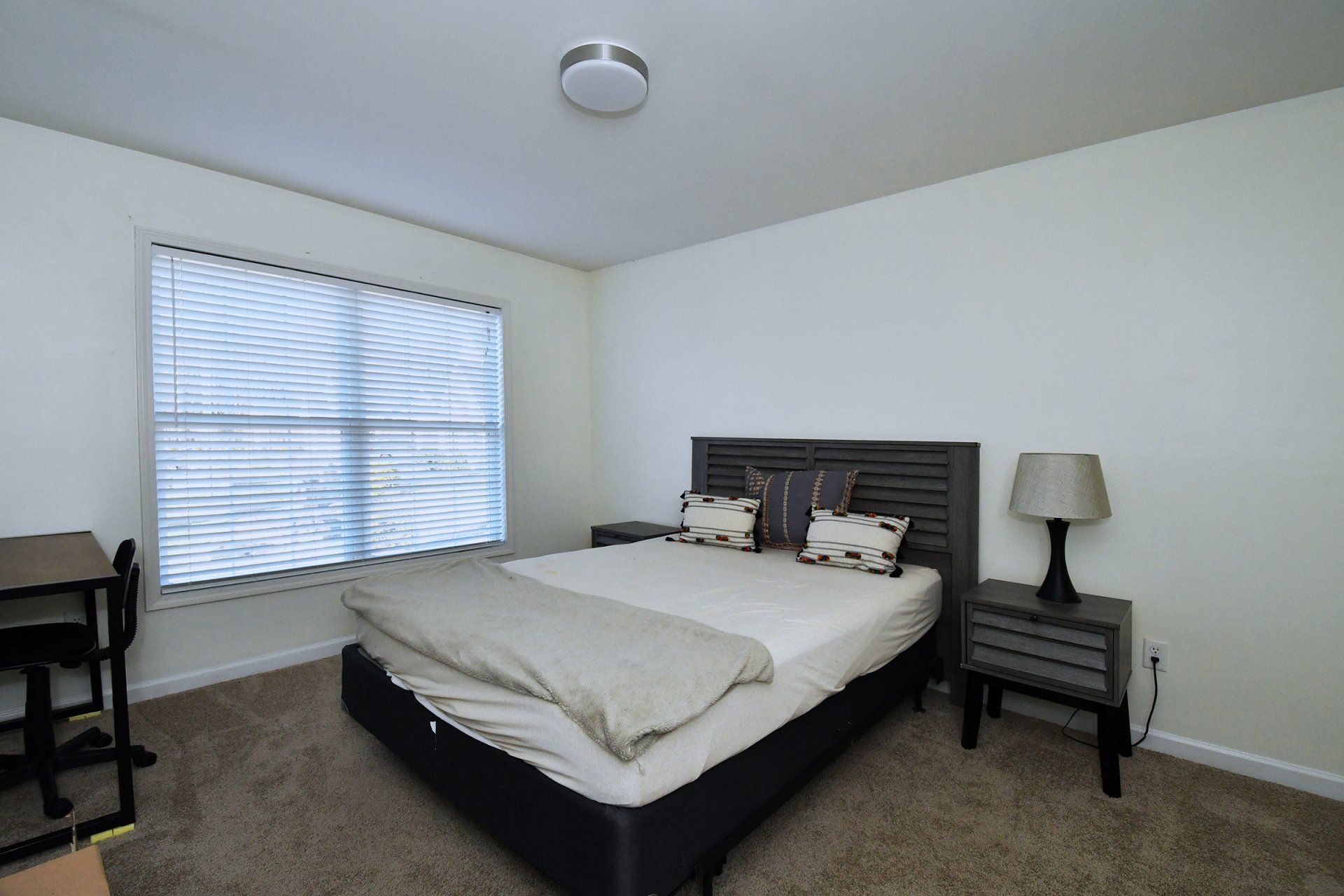 1025 long drive interior