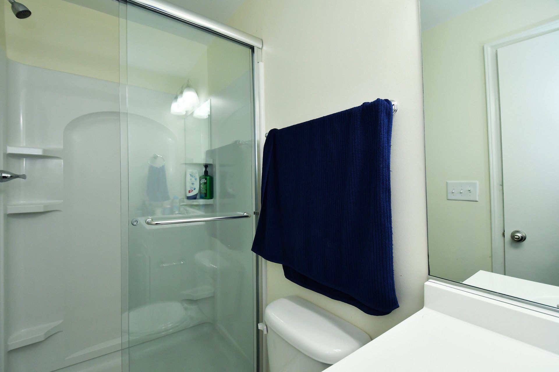 1021 long drive bathroom