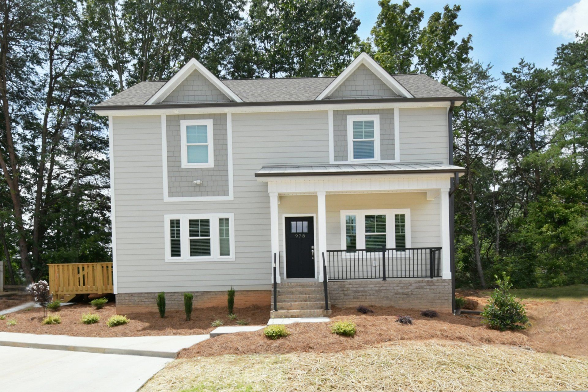 978 palm drive exterior