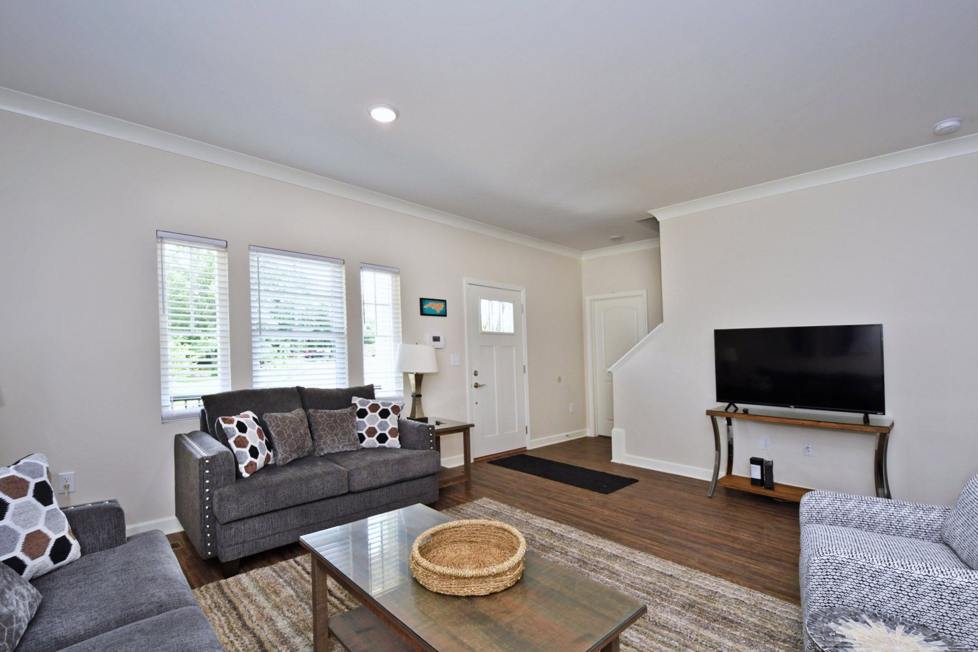 978 palm drive interior