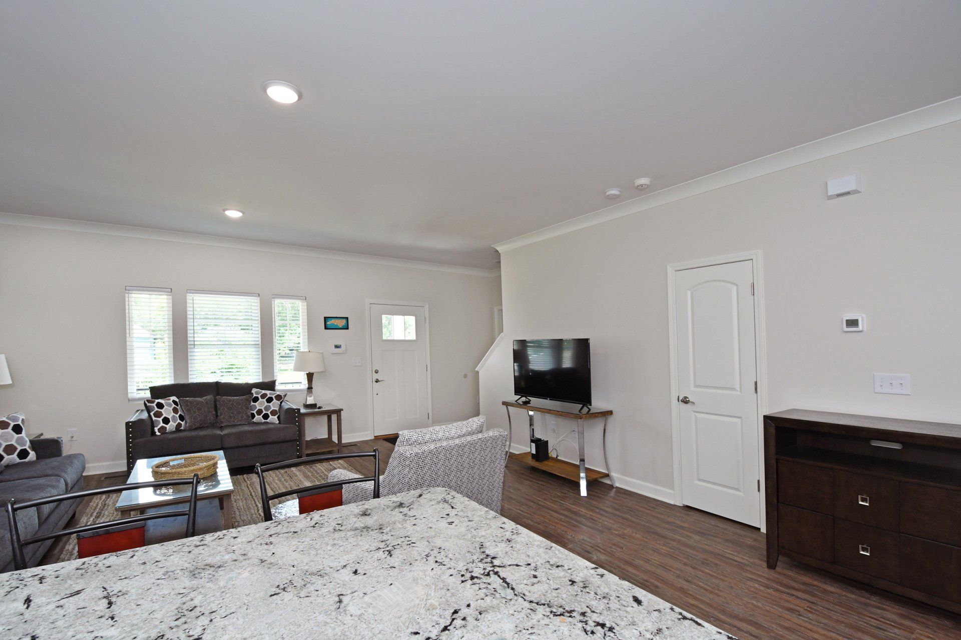 978 palm drive interior