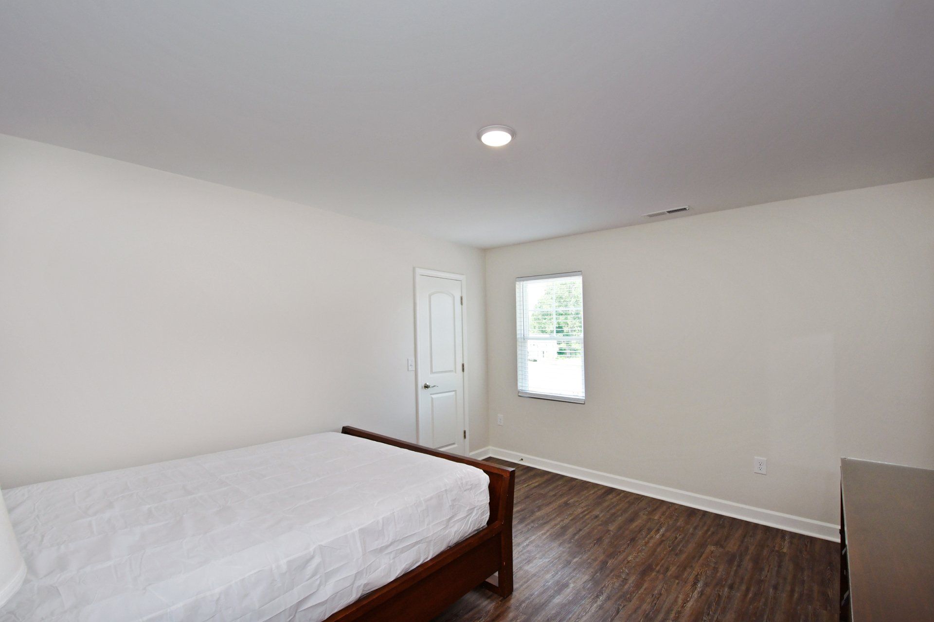 978 palm drive bedroom