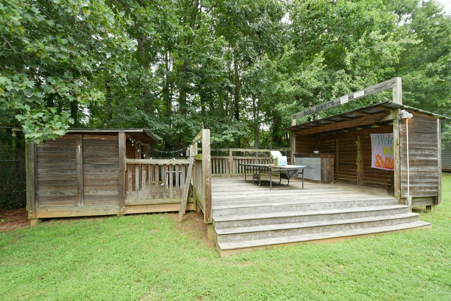 745 Yellowstone deck