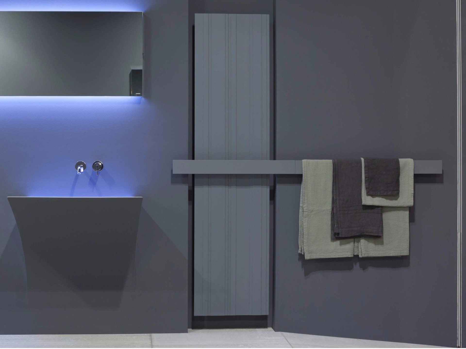 termoarredo scaldasalviette design antonio lupi