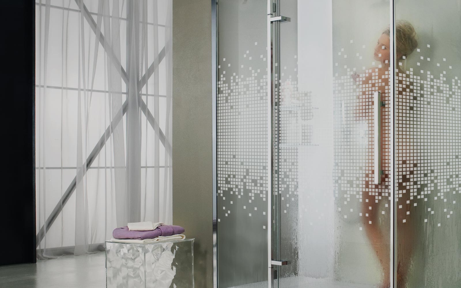 cabina doccia con serigrafia design vismaravetro