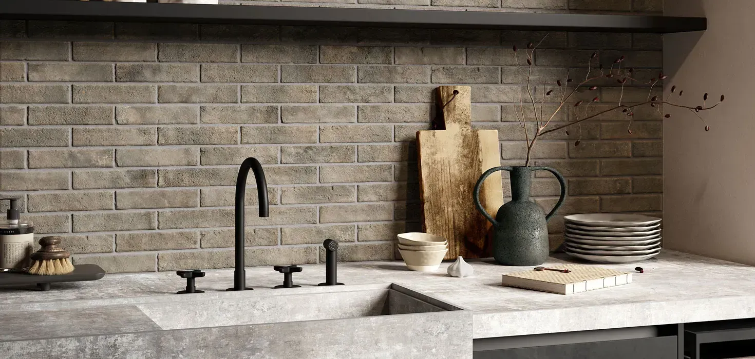 Rivestimento in gres porcellanato serie Recovery Stone di Ceramica Rondine