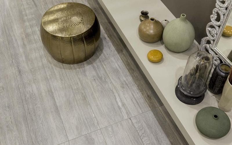 Pavimento in gres porcellanato effetto legno di Rex ceramiche Florim