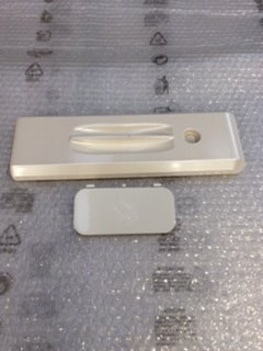 verniciatura bianca su componenti di macchina del caffè