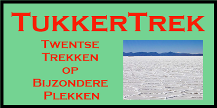 Affiche voor de reeks TukkerTrek, plus afbeelding van het Salar de Uyuni in Bolivia.