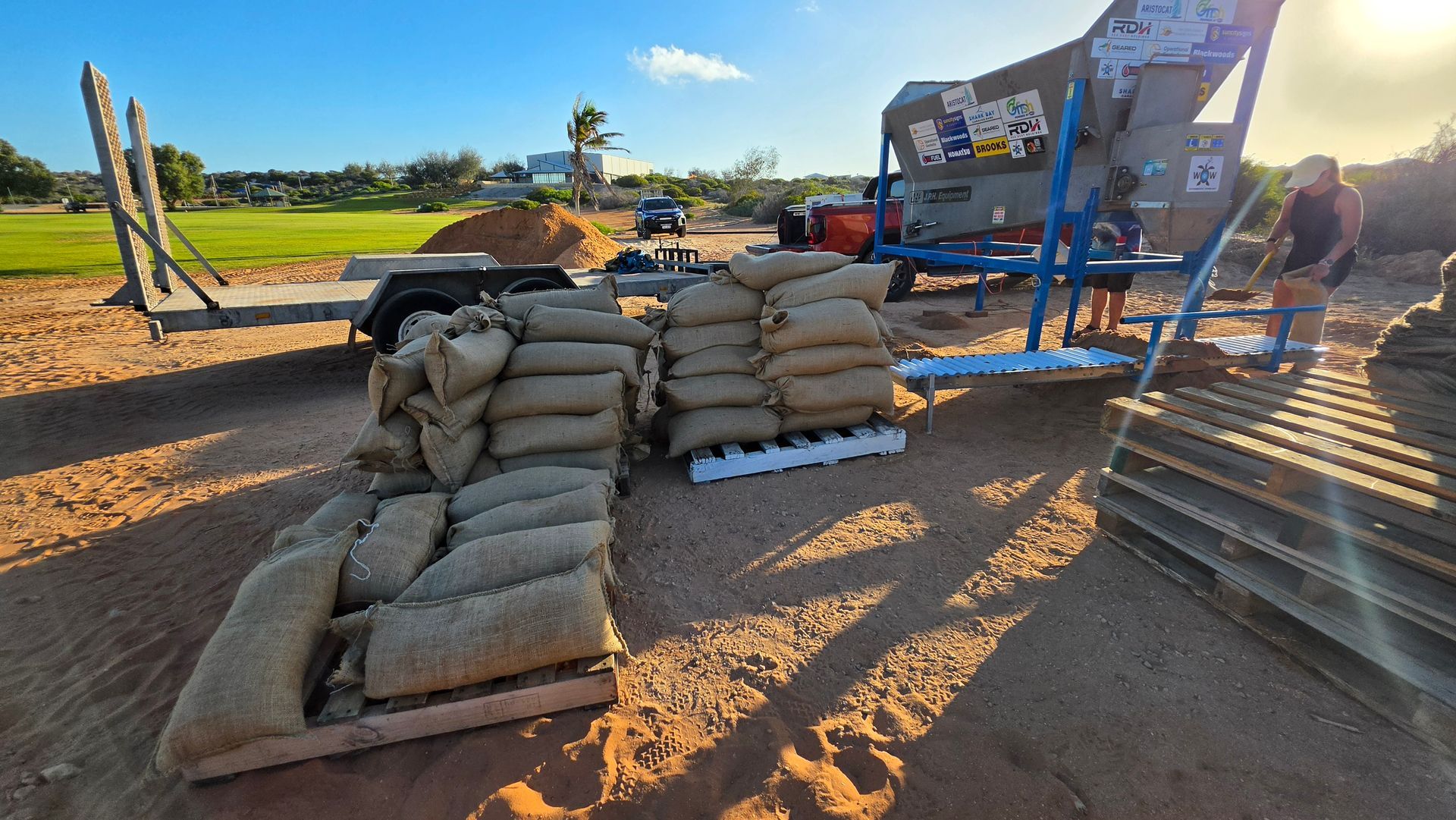 Volunteers and SES Working