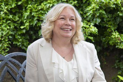 Sarah Noton, Swayne Johnson