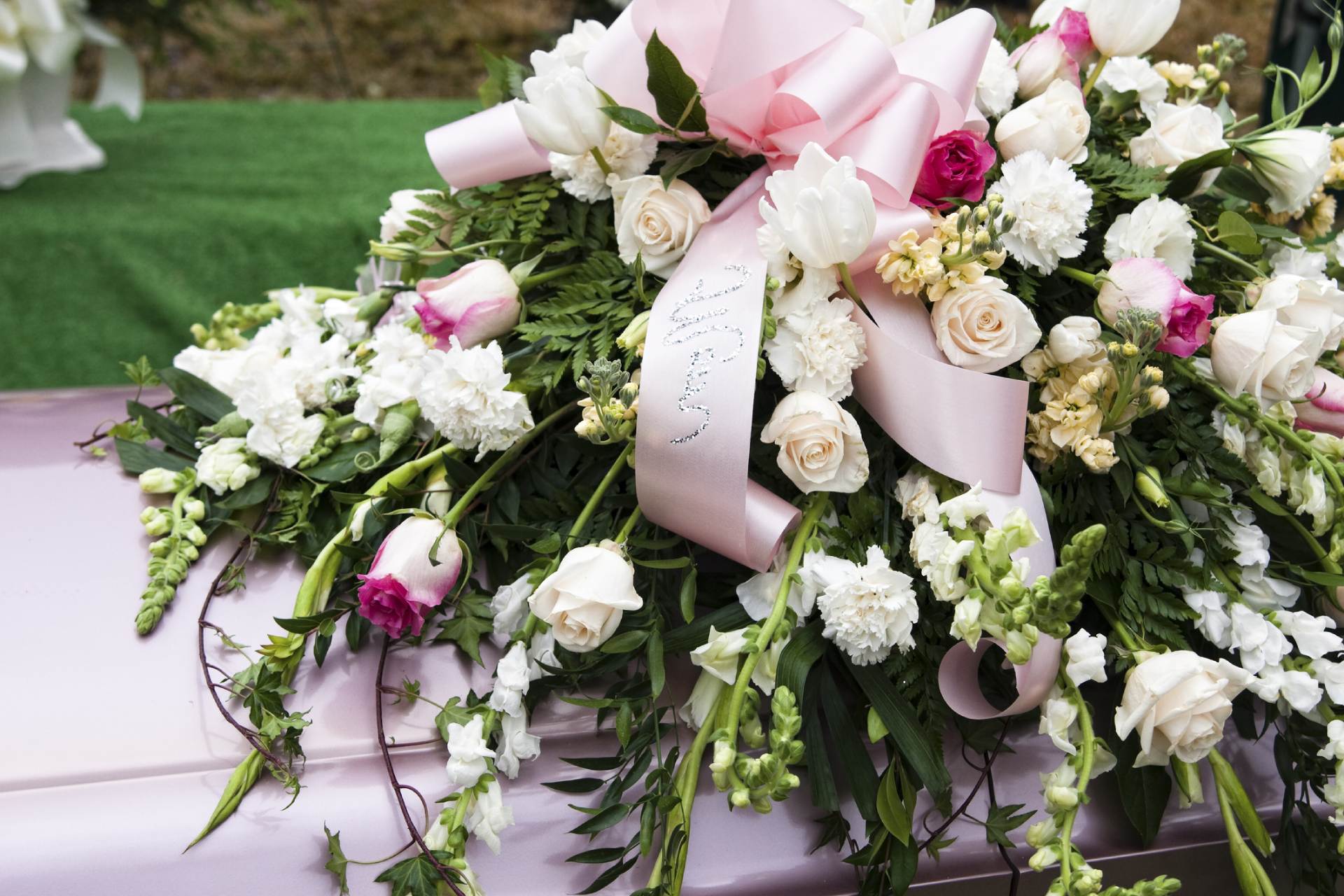 decorazioni floreali per funerali