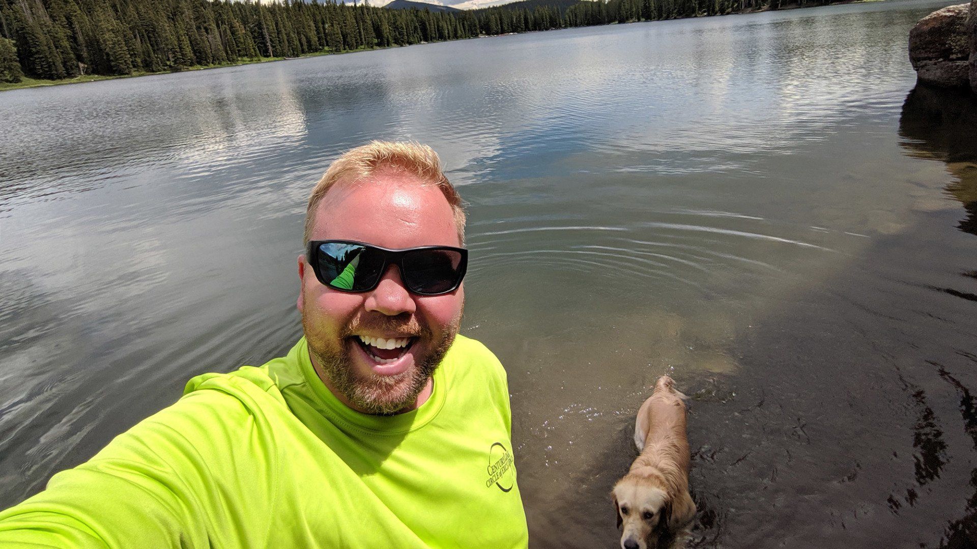 custom enamel lapel pins