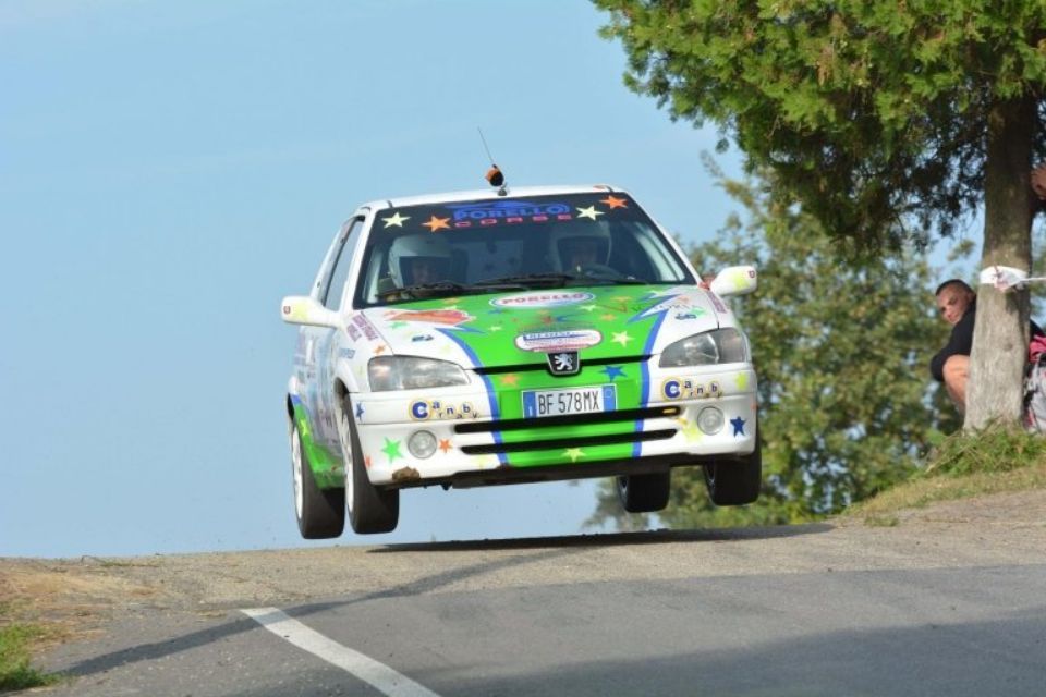 auto dopo verniciatura e personalizzazioni