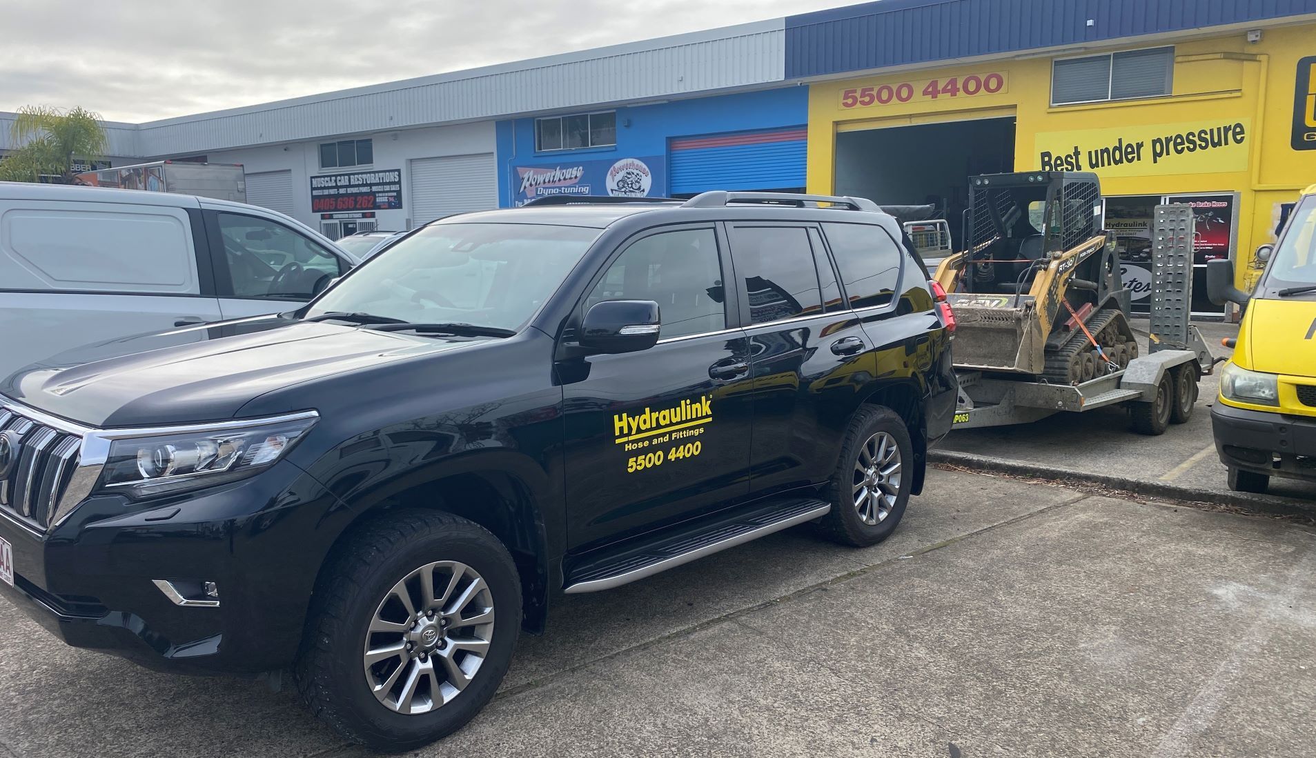 Black Hydraulink SUV — Gold Coast, QLD — Hydraulink