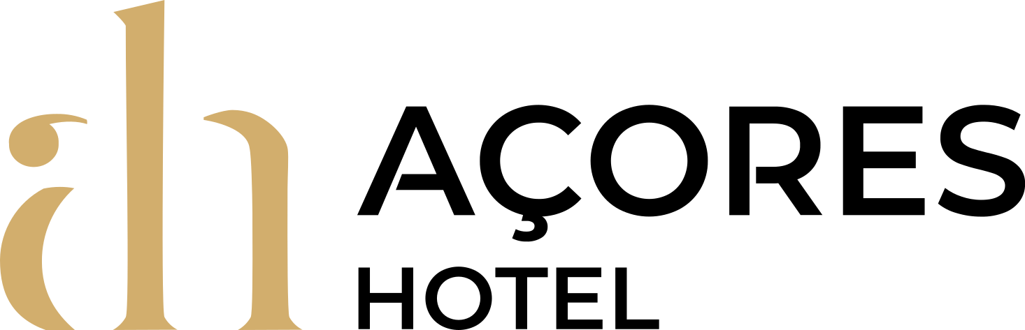 O logotipo do hotel açores é preto e dourado sobre fundo branco.