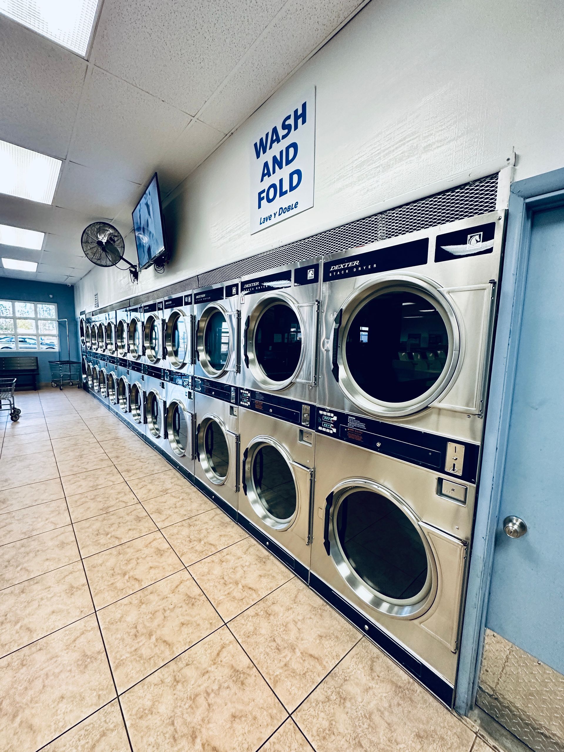 The Laundry Wheel Coin Laundromat & Wash and Fold Phoenix, AZ