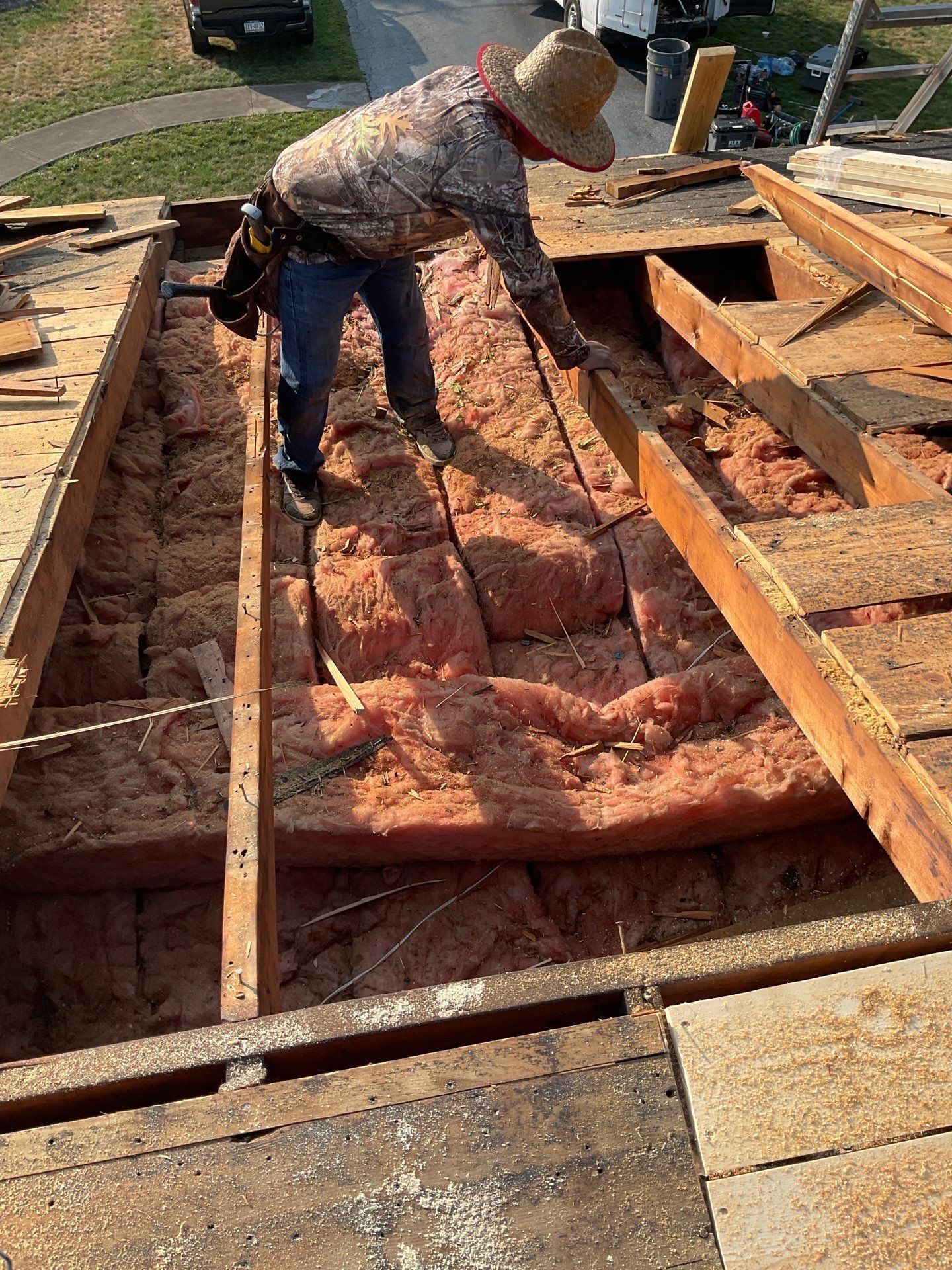 Slagle Roofing and Construction 107