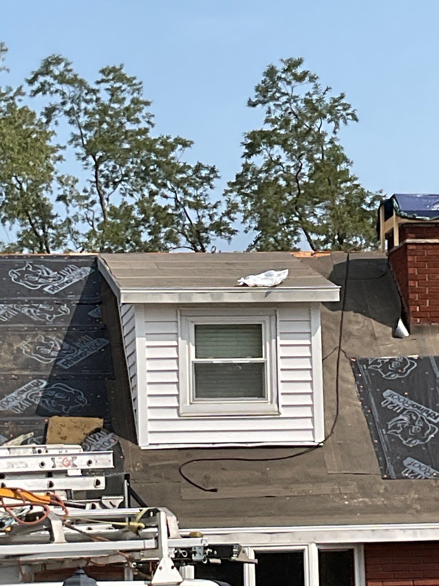 Slagle Roofing and Construction 109