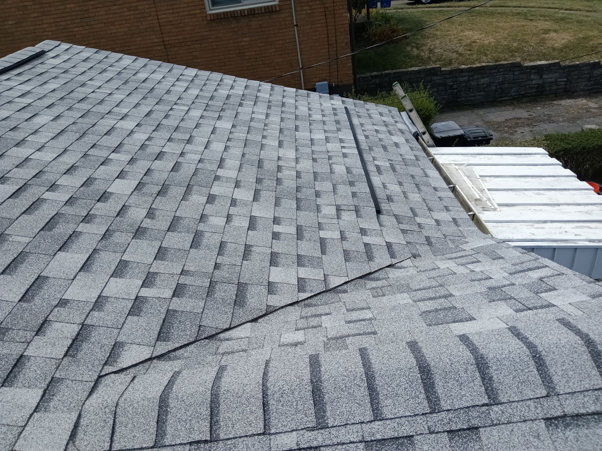 Slagle Roofing and Construction 110