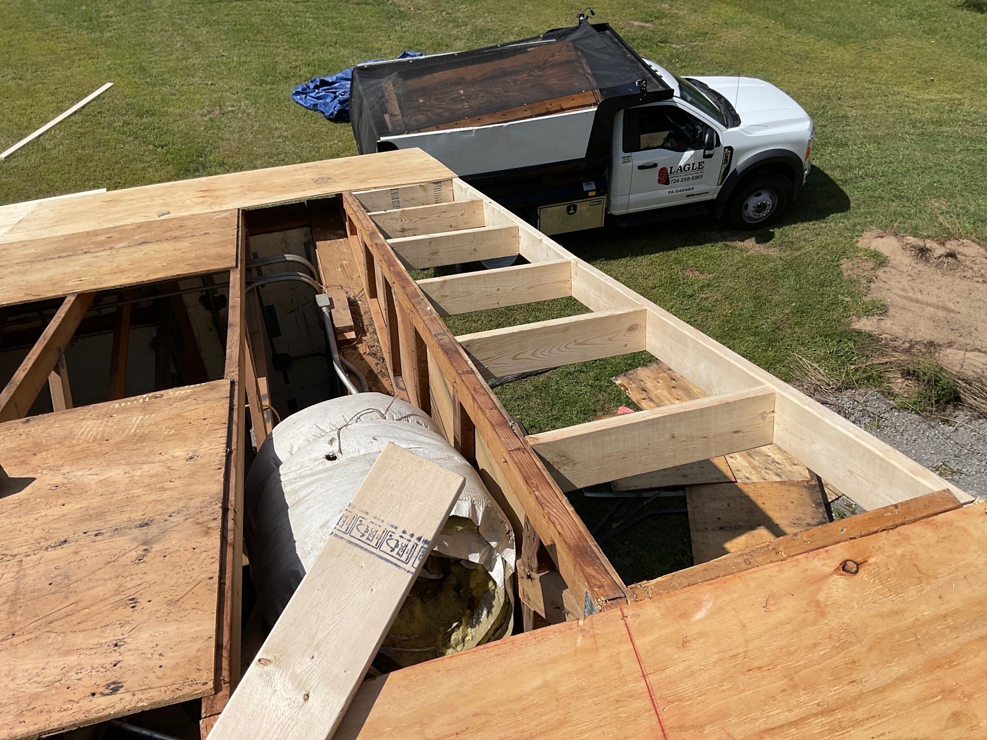 Slagle Roofing and Construction 175