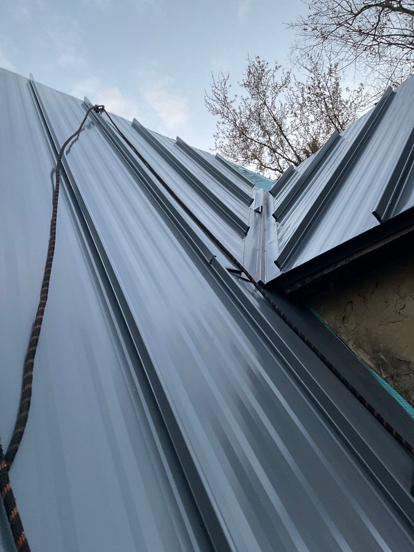 Slagle Roofing and Construction 216