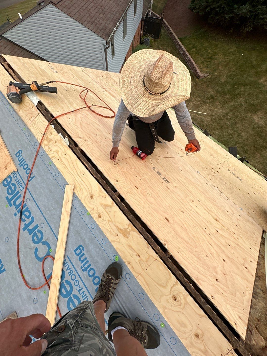 Slagle Roofing and Construction 240