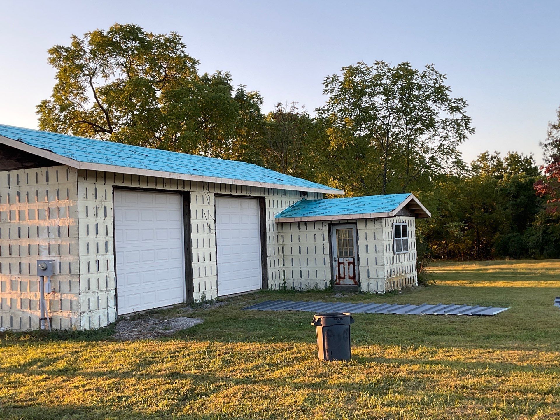 Slagle Roofing and Construction 255