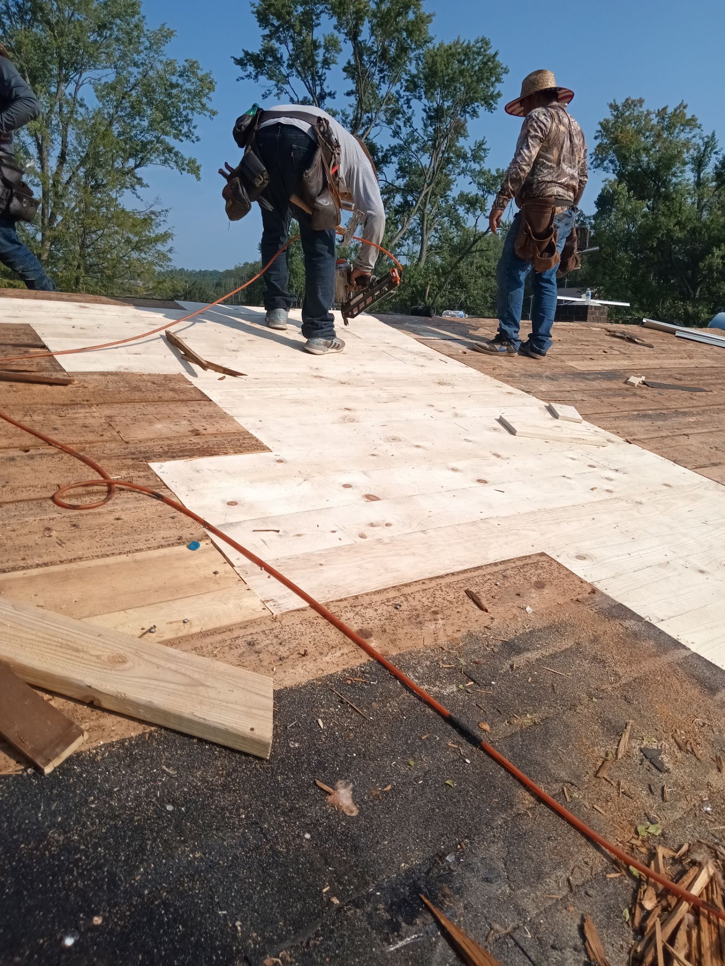 Slagle Roofing and Construction 258