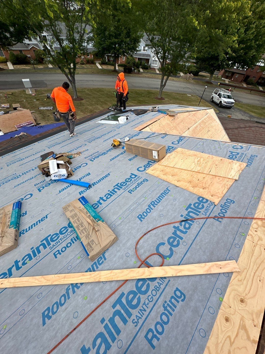 Slagle Roofing and Construction 263