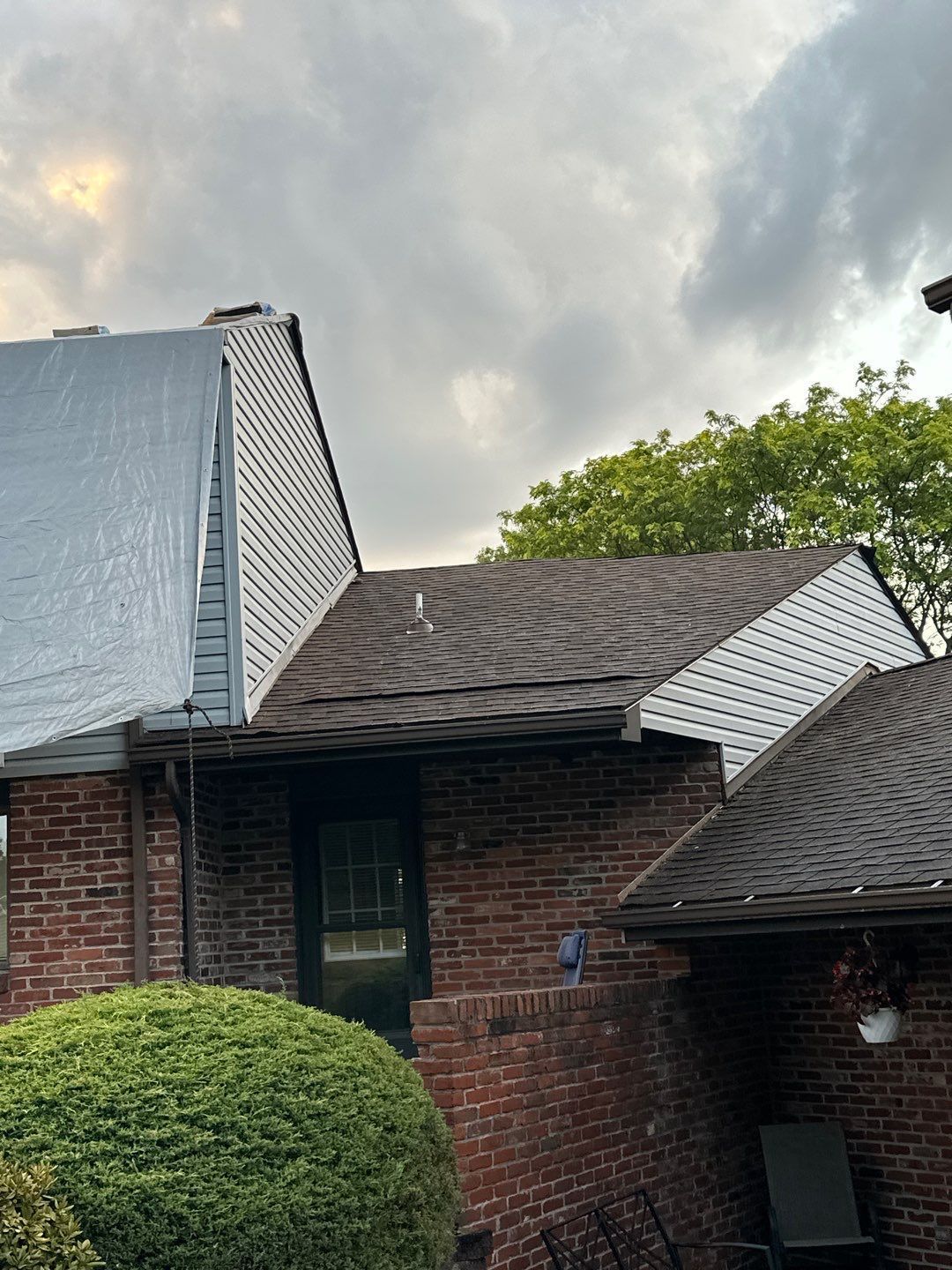 Slagle Roofing and Construction 363