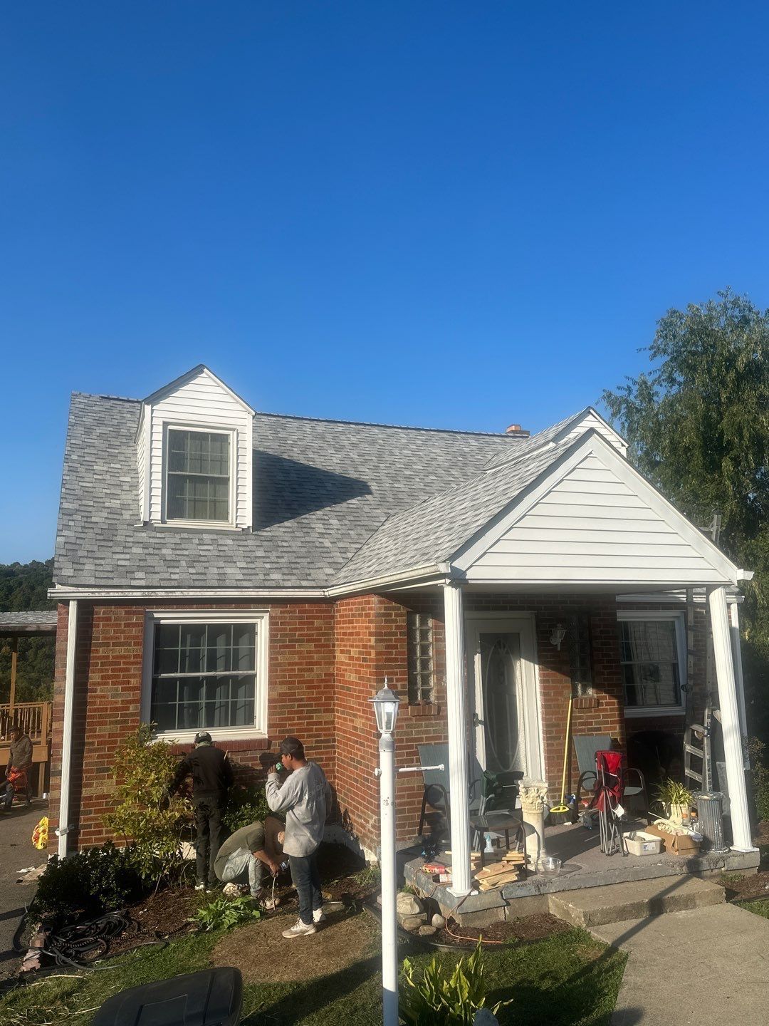 Slagle Roofing and Construction 370